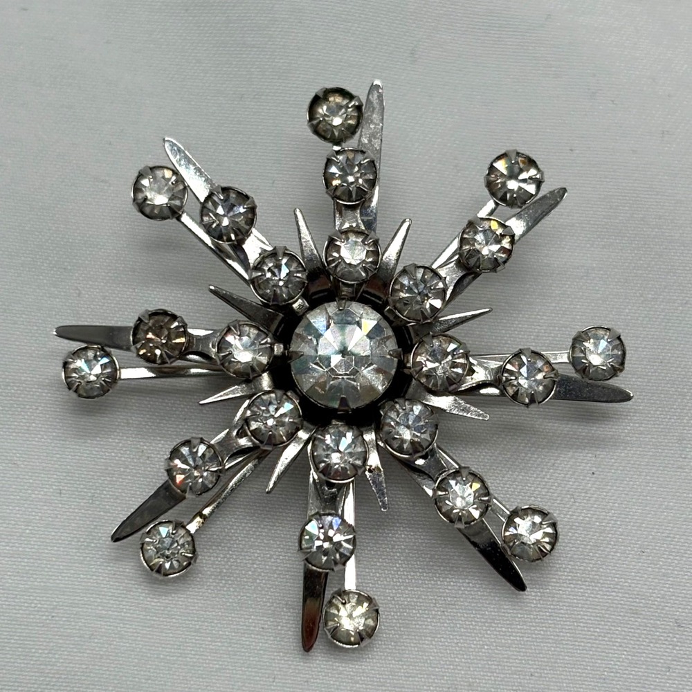 Vintage Rhinestone Silver Tone Snowflake Brooch Burst Sun Flower‎ Pin/Pendant